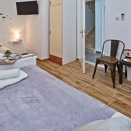Sweet Dreams Old Town Hvar Guest house