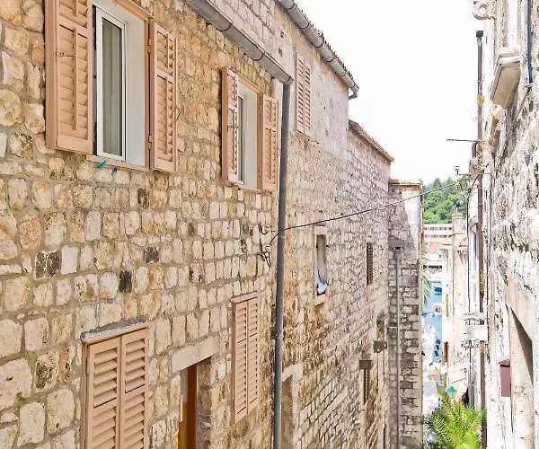 Sweet Dreams Old Town Hvar Affittacamere