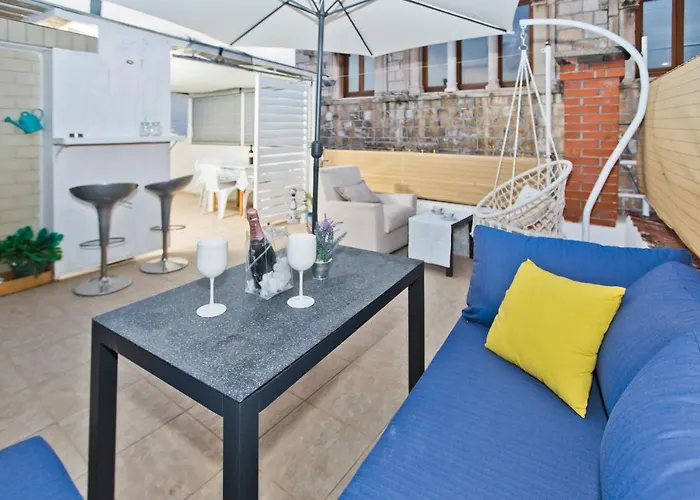 Sweet Dreams Old Town Hvar Affittacamere 4*