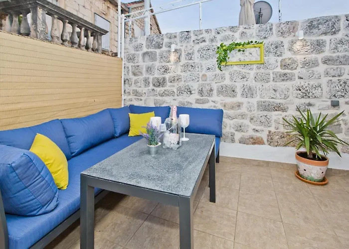 Sweet Dreams Old Town Hvar Affittacamere 4*