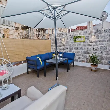 Гостевой дом Sweet Dreams Old Town Hvar